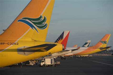 Philippine Air Carriers Poised to Raise Prices on Peso, Fuel