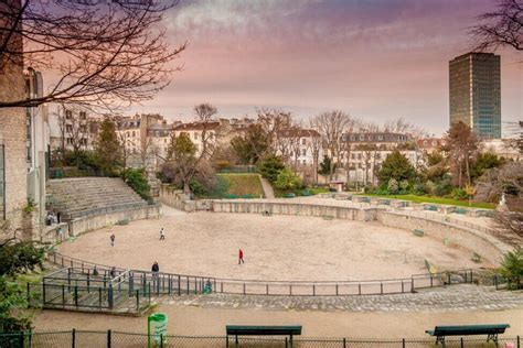 Where Are the Most Romantic Spots in Paris