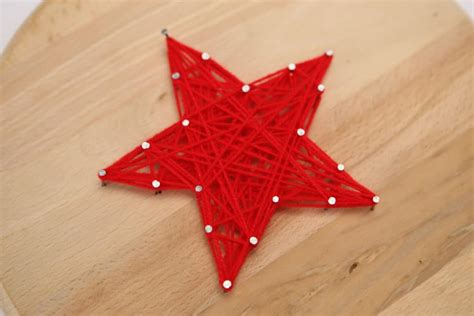 DIY Craft: How to Make String Art With Nails - Leader Connecting Leaders