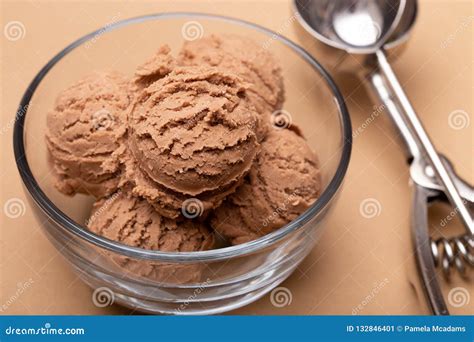 Chocolate Ice Cream in a Glass Bowl Stock Image - Image of sweet, chocolate: 132846401