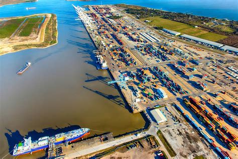 Port Houston sees improvement in container volumes - Port Technology ...