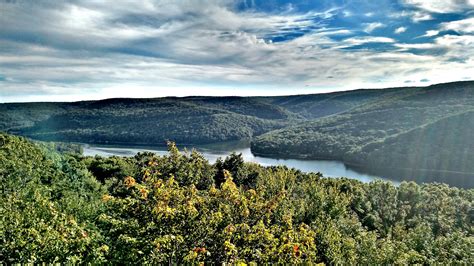 The Allegheny River In All Its Glory [4096x2304][OC] : r/EarthPorn