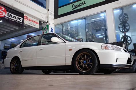 Is This 2000 Honda Civic SiR Worth P 2.45-million? | CarGuide.PH ...