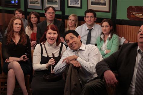 The Office: Cast Members Offer Fans a Chance to Join Online Reunion ...