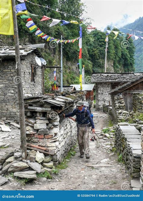 Mani Wall in Talekhu Village, Nepal Editorial Stock Image - Image of himalaya, buckwheat: 53584794