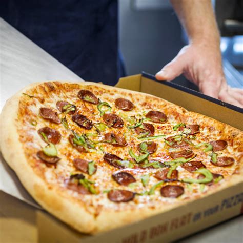 Four Star Pizza is eyeing a move into Britain as it hits saturation point in Ireland - Fora