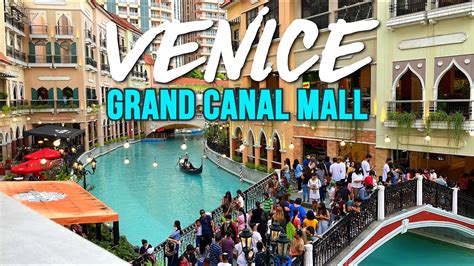 People Who Enjoy Gondolas In The Venice Grand Canal Mall Metro Manila Philippines May 2019 Stock ...