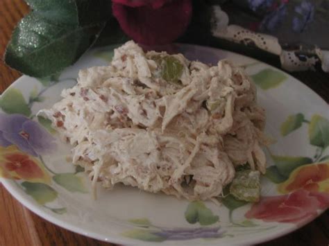 Paula Deens Pecan Chicken Salad Recipe - Food.com