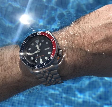 [Seiko SKX009] From desk diving to pool diving : r/Watches