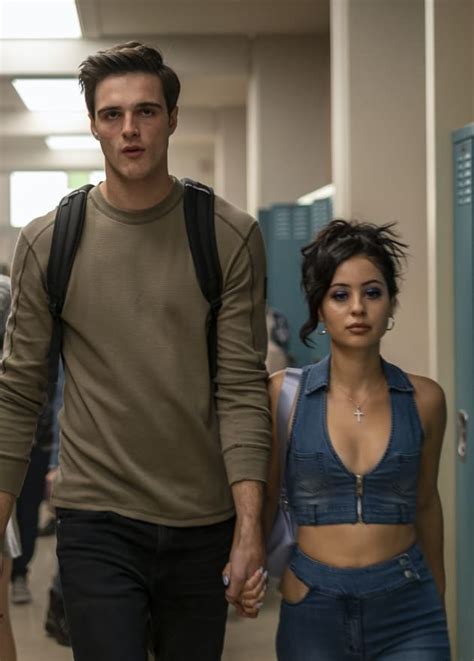 Nate and Maddy in the Hallway - Euphoria Season 1 Episode 3 - TV Fanatic