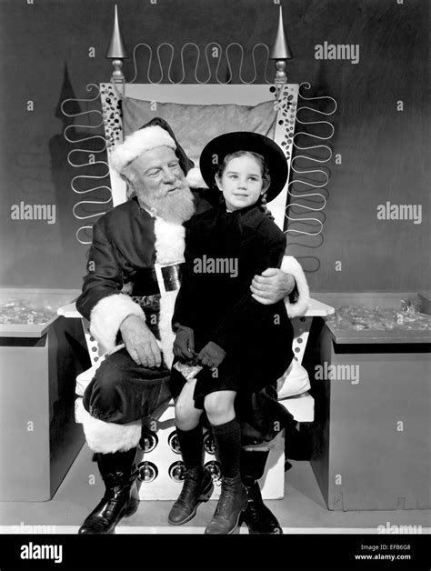 EDMUND GWENN & NATALIE WOOD MIRACLE ON 34TH STREET (1947 Stock Photo: 78307944 - Alamy