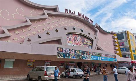 Raj Mandir Cinema Jaipur - Ticket Price, Timings, History, Location - YoMetro