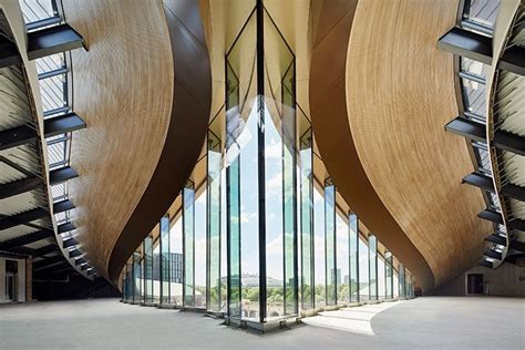 10 Questions With... Thomas Heatherwick - Interior Design | British architecture, Architecture ...