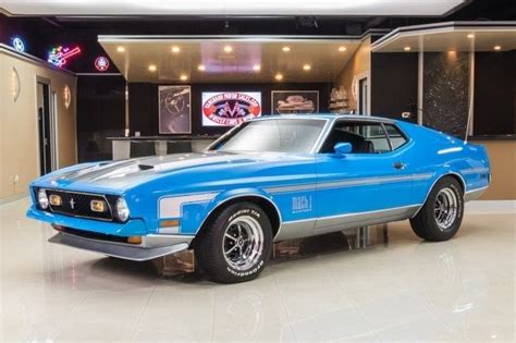 Video: 1971 Ford Mustang Walkthrough + Test Drive - Mustang Specs