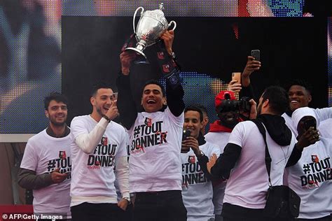 Thousands of fans line the streets of Rennes as players celebrate Coupe ...