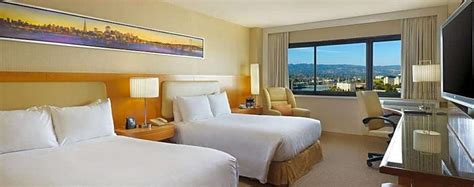 Hilton San Francisco Airport Bayfront, San Francisco - SFO - HotelTonight