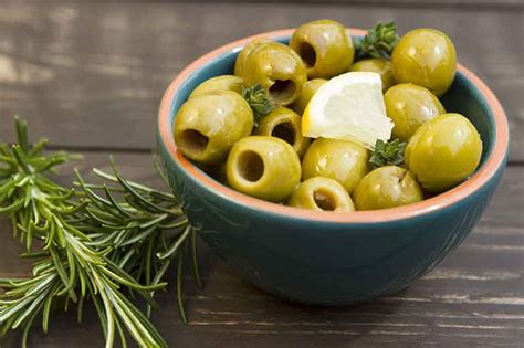 26 Types of Olives: A Guide to the Healthy Fruit | Nutrition Advance