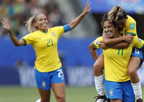 Brazil announces equal pay for men's, women's soccer national teams ...