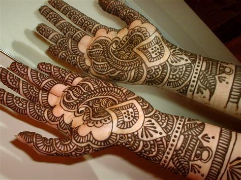 Beautiful Latest Simple Arabic Pakistani Indian Bridal Girl Mehndi Designs.: Leastest Arabic ...