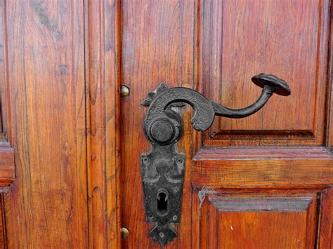 Free picture: front door, keyhole, old, catch, device, latch, lock, door