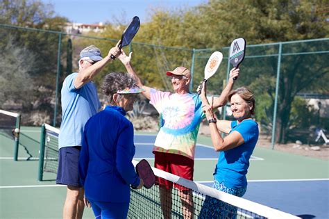 How to Play Pickleball - The Ultimate Beginner's Guide