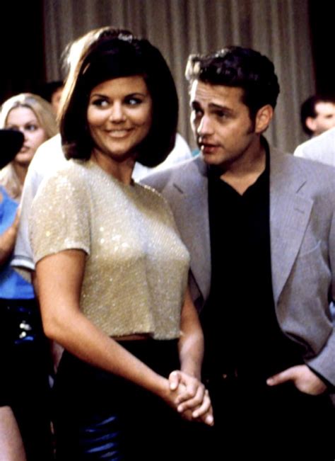 Tiffani Thiessen talks 'Saved by the Bell' (and kissing Zack Morris) in Reddit interview