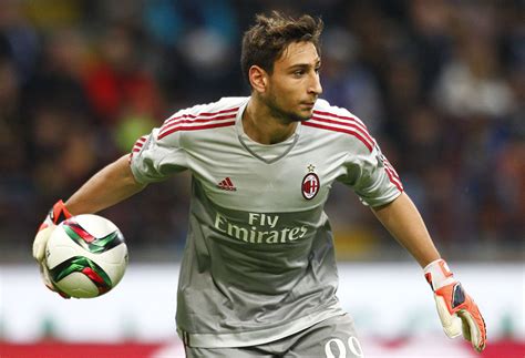 AC Milan set to offer Donnarumma significant wage increase - GazzettaWorld