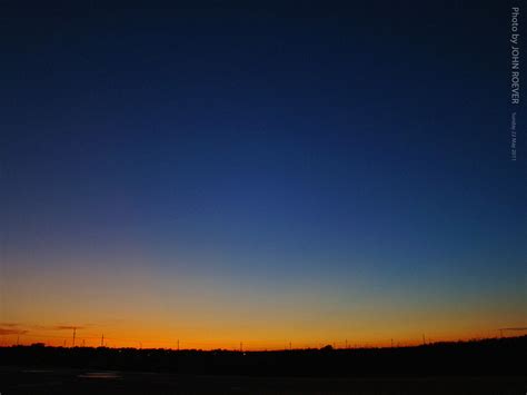 Colors of a clear sky at dusk, 22 May 2011 | Several minutes… | Flickr