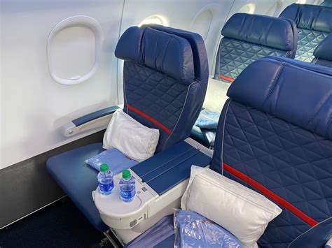 Review: Delta Air Lines A320 First Class | One Mile at a Time