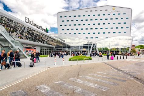 Onderhoud en nieuwe bestemmingen Eindhoven Airport 2016