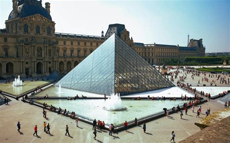 16 Incredible Louvre Museum Facts