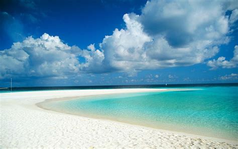 15 Stunning White-sand Beaches Around the World | Tropical beach ...