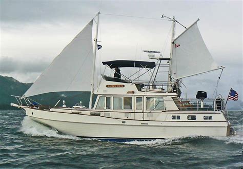 Grand Banks 42 with sail, owner Tony Fleming himself | Barcos