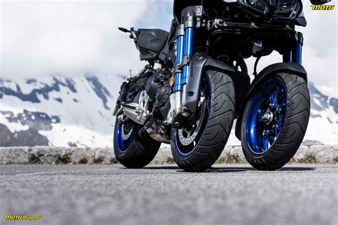 Οδηγούμε Yamaha Niken 900 - Πρώτες φωτογραφίες: | MOTOMAG