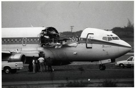 April 28, 1988: The Roof of an Aloha Airlines Jet Ripped Off in Mid-Air ...