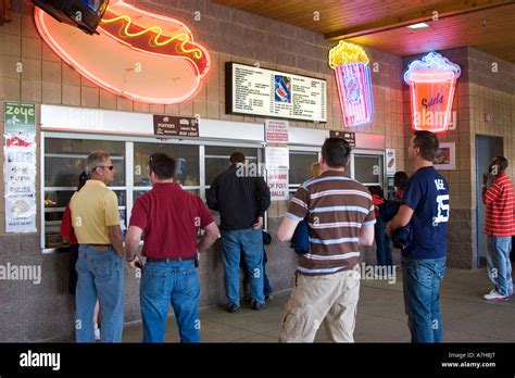 Concession Stand at Minor League Baseball Game Stock Photo: 11841311 - Alamy