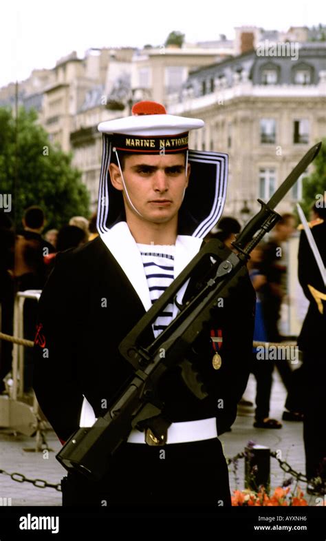 French navy uniform hi-res stock photography and images - Alamy