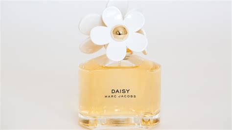 This Affordable Perfume Is A Perfect Dupe For Marc Jacobs' Daisy