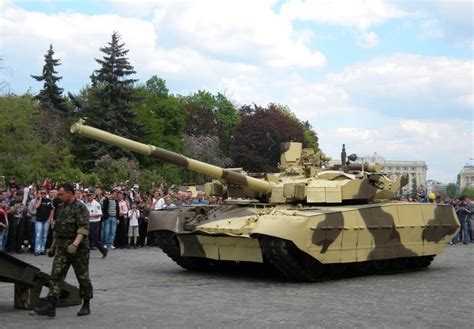 Ukraine's Tough T-84 Oplot-M Tank Won't Fight Russia (And Is Being Sold ...