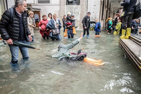 Disappointing photos show what Venice really looks like