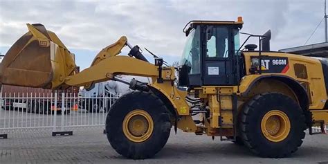 Cat 966m Specs, Lifting Capacity, Weight, Dimensions and Review