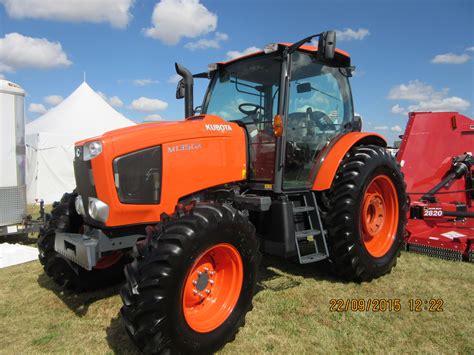 Bright orange Kubota M135GX Tractor Pictures, Old Tractors, Farm ...