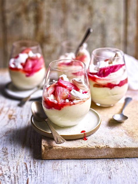 Rhubarb and custard eton mess | Recipe | Rhubarb and custard, Rhubarb recipes, Delicious desserts