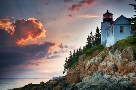 25 of the Most Beautiful Maine Lighthouses