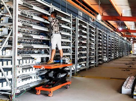 What Is The Best Bitcoin Mining Rig / Best Bitcoin Miners, Rated and ...