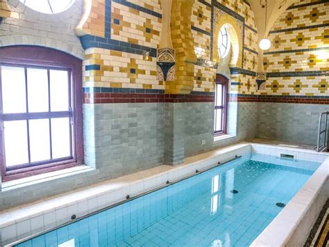 What To Expect At The Astonishing Harrogate Turkish Baths | Grey Globetrotters