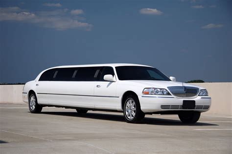 Wedding Limo Service - Presidential Limousine