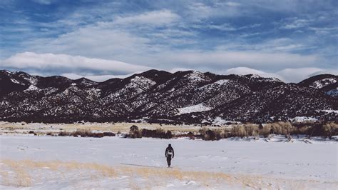 Hiking Great Sand Dunes Winter | Great Sand Dunes National Park ...