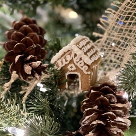 The BEST DIY Gingerbread House Ornaments - Feet Under My Table