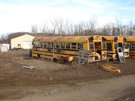 ex-London City Schools 22 | Mike & B Sales - Newcomerstown, … | Flickr